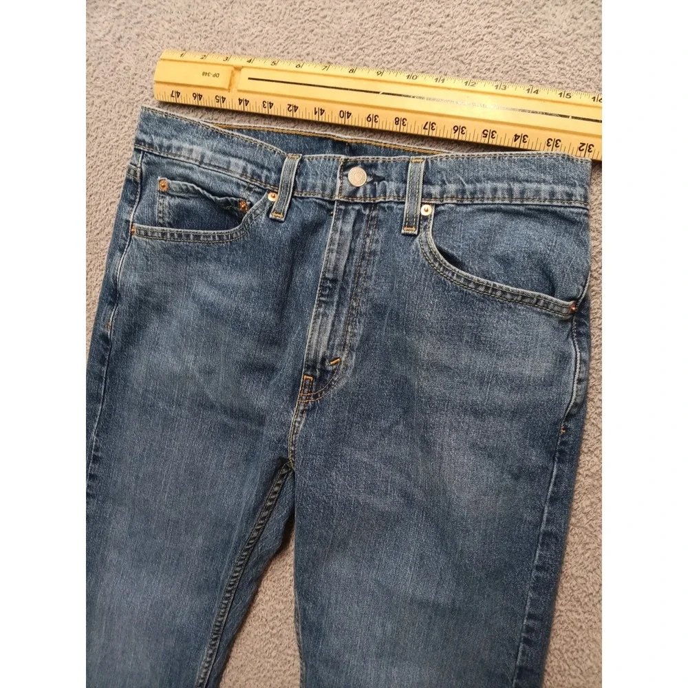 Levi's 505 Regular Fit Men's W34 L29 Blue Medium Wash Straight Leg Denim Jeans